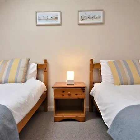 3 Bed In Tamar Valley 78918 * Stoke Climsland